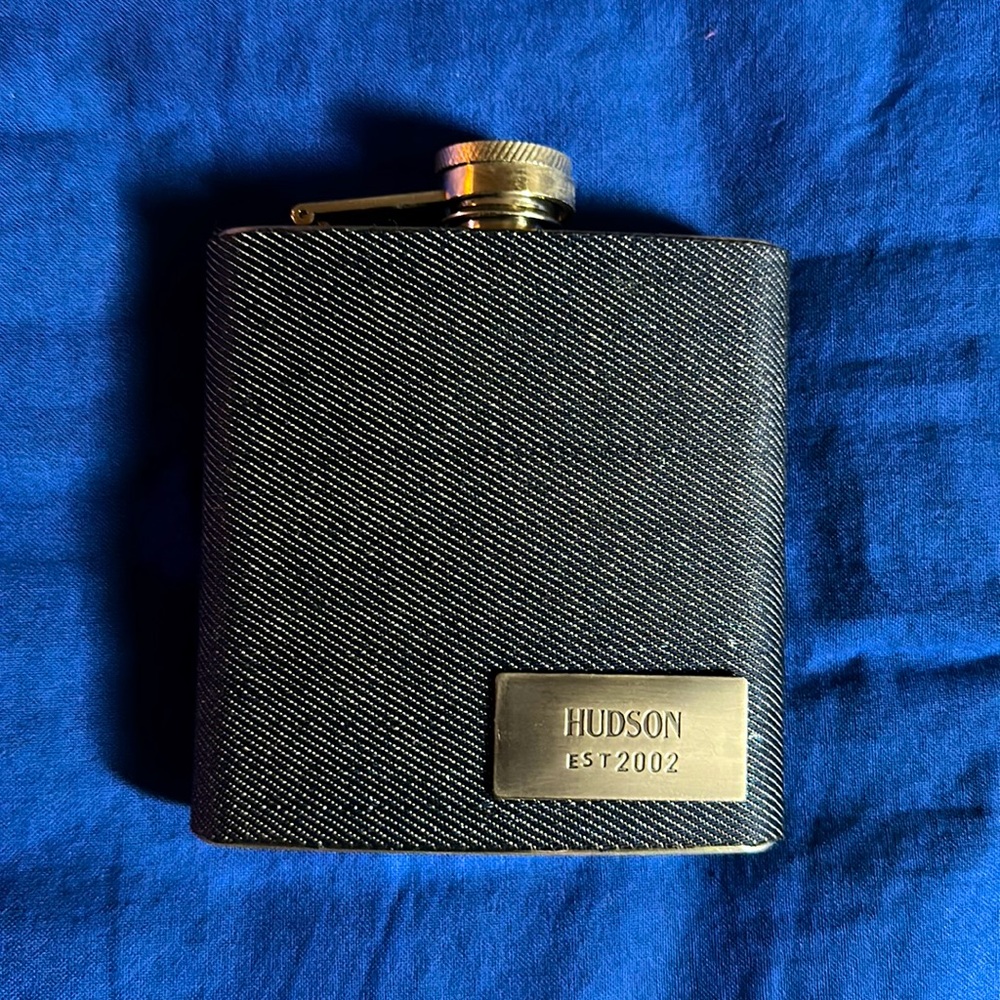 Hudson jeans 6oz Flask - Limited Edition Collectibe